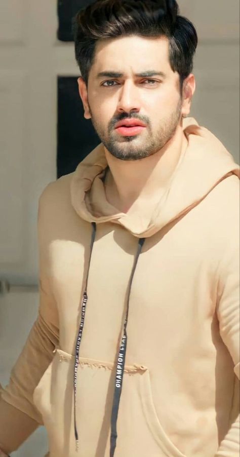 Imam Image, Zain Imam Instagram, Tashan E Ishq, Tulsi Kumar, Hairstyle Names, Most Handsome Actors, Cool Boy Image, Zain Imam, Best Poses For Men