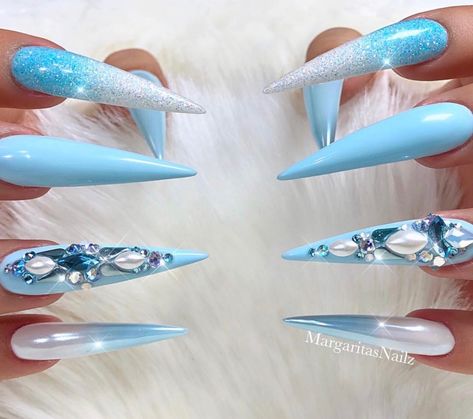 Blue Nails Stiletto, Blue Stiletto Nails, Ombre Nail Art, Blue Nail Art Designs, Red Chrome, Light Blue Nails, Baby Blue Nails, Stiletto Nail Art, Nails Stiletto