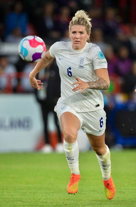 millie bright Millie Bright England, Millie Bright, England Lionesses, Chelsea Women, England Ladies Football, England Women, Leah Williamson, Women Football, England Players