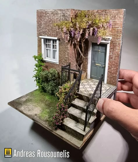 Crafts With Lights, Dioramas Ideas, Diorama Diy, Beer Bottle Art, Beer Bottle Crafts, Miniature Village, Room Box Miniatures, Miniature Artist, Miniature Scenes