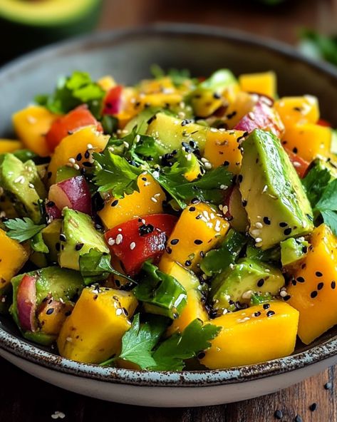 Avocado Mango Salad – recipestasteful Salad Mango Recipes, Cuban Avocado Salad, Summer Mango Salad, Mango Pineapple Salad, Thai Avocado Salad, Mango Avacoda Salad, Mango Coleslaw Recipes, Mango Avocado Salad Recipe, Avocado Fruit Salad