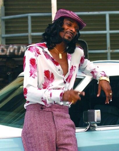 Snoop Dog Outfit, Pimp Aesthetics, Blue Hat Outfit, Aa Culture, Huggy Bear, 70s Fashion Men, Starsky And Hutch, 90s Hip Hop Fashion, 70s Inspired Fashion