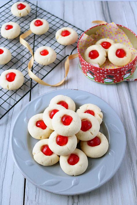 Candied Cherry Cookie | Easy Eggless Cookie Recipe Cherry Winks Cookie Recipe, Candied Cherries Recipe, Cherry Cookies Recipes, Candied Cherries, Eggless Cookie, Eggless Cookie Recipes, Eggless Cookies, Cookie Cake Pie, Cherry Cookies