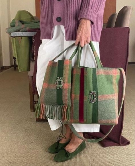 Tweed Handbag, Plaid Purse, Textile Bag, Crochet Market Bag, Lv Bags, Handcrafted Bags, Linen Bag, Fabric Bags, Garment Bags