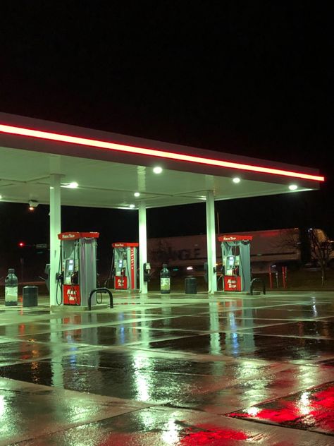 Japanese Gas Station Aesthetic, Service Station Aesthetic, 711 Gas Station, Night Gas Station Aesthetic, Creepy Gas Station, Gas Station At Night, Gas Station Aesthetic, Station Aesthetic, Mexico Pictures