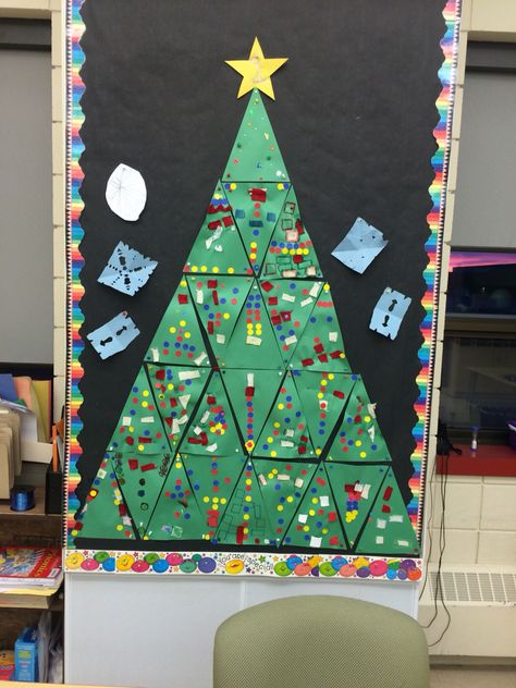 Class Triangle Christmas Tree, Christmas Tree Triangles, Triangle Christmas Tree, Class Tree, Bulletin Board Tree, Diy Paper Christmas Tree, Wall Christmas Tree, Classroom Christmas, Christmas Kindergarten