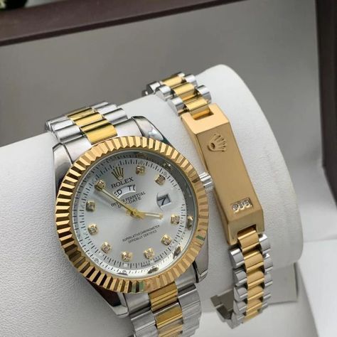 MEN 2 SET ROLEX WATCH AND BRACELET 😎😊 330 Cedis... The product comes in a box 🇬🇭😎 Rolex Bracelet Men, Amex Card, Rolex Bracelet, Mens Rolex, Instagram Men, Rolex Watches For Men, Men's Watches Luxury, Floral Wallpaper Phone, Rolex Men