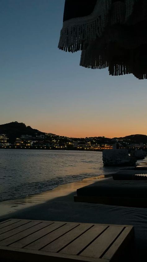 #aesthetic #sunset #sunsetlovers #sunsetbeach #mykonos #holiday #summer #greece #greek #greekislands Greece Holiday, Aesthetic Sunset, Mykonos Greece, Island Holiday, Holiday Summer, Greek Islands, Beautiful Sunset, Mykonos, Beach Sunset