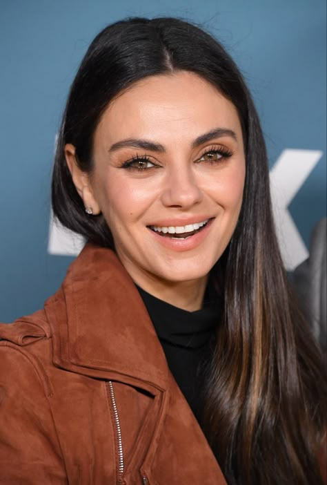 Mila Kunis Dark Lob, Mila Kunis Eyes, Janet Jackson Baby, The Family Guy, David Draiman, Dark Hair Light Eyes, Meg Griffin, Luckiest Girl Alive, Jackie Burkhart