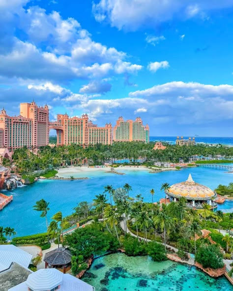 Nassau Bahamas Atlantis, The Atlantis Bahamas, Atlantis Nassau Bahamas, Atlantis Paradise Island Bahamas, Atlantis Bahamas Aesthetic, The Bahamas Aesthetic, Nassau Bahamas Aesthetic, Atlantis Resort Bahamas, Travel Bahamas