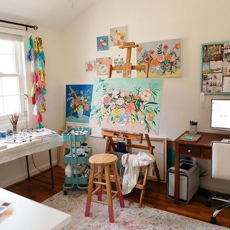 My studio 🎨🖌 It’s not perfect, it’s not huge, but it’s mine. It’s where I can come to create and dream and try and sometimes fail. And on those days I shut the door and walk away for a bit. But the next day here it is, still waiting for me to try again. 💕 And that’s the beauty of art. 📷 by @annameyerphoto Small Art Studio, Art Studio Space, Art Studio Organization, Art Studio Room, Art Studio Design, Decor Studio, Art Studio At Home, Art Corner, Studio Room