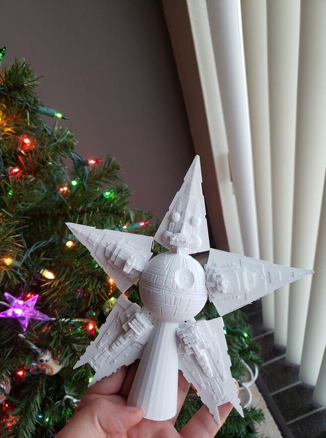 Geek Christmas Tree, Star Wars Tree Christmas, Star Wars Themed Christmas Tree, Star Wars Christmas Tree Topper, Star Wars Tree Topper, Geeky Christmas Tree, Star Wars Christmas Tree Ideas, Star Wars Tree, Star Wars Ornaments