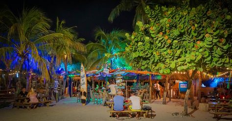 Five Images of Curacao’s Chill Beach Bar That Will Ruin Your Weekend | Beach Bar Bums Curacao Island, Florida Restaurants, Hawaii Style, Willemstad, Maui Vacation, Nature Architecture, Beach Bars, Florida Travel, Maui Hawaii