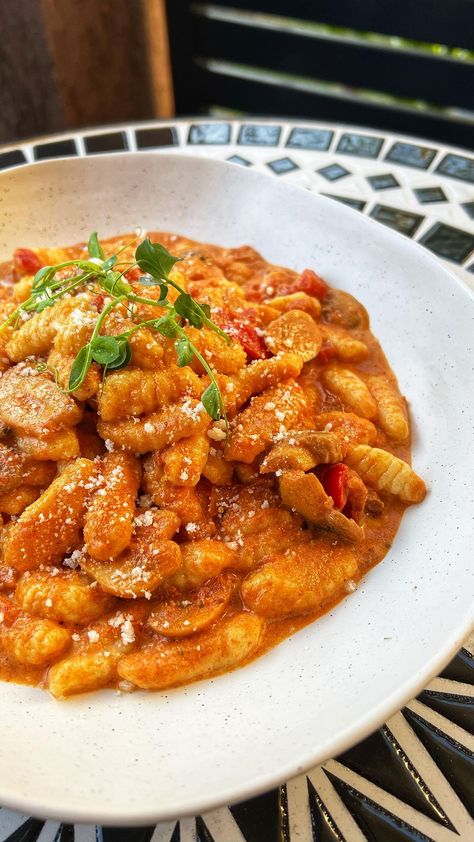 Manels Pink Sauce Gnocchi Recipe https://fooooods.com/manels-pink-sauce-gnocchi-korkyskitchenofficial_ Gnocchi Pink Sauce, Gnocchi With Vodka Sauce Cream, Gnocchi With Pesto Cream Sauce, Yukon Gold Potato Gnocchi, Creamy Chorizo Gnocchi, Pink Sauce, Parmesan Cheese Potatoes, Potato Ricer, Cheese Potatoes