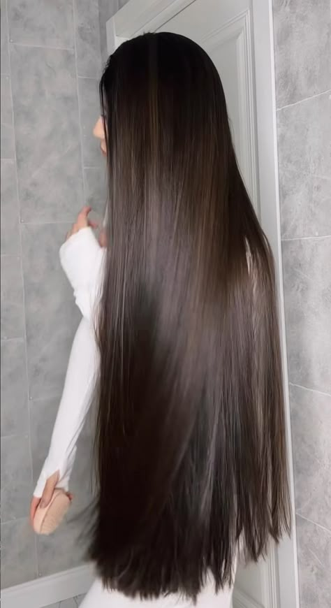 Long Straight Hair Brown, Long Soft Hair, Really Long Brown Hair, Very Long Straight Hair, Long Gorgeous Hair, Long Hair To Waist, Hair Long Straight, Straight Long Brown Hair, Floor Length Hair