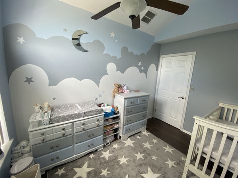 kids room wall decor ideas children Star Moon Cloud Nursery Decor, Nursery Sky Theme, Moon Themed Nursery, Bedroom Clouds, Cloud Themed Nursery, Cloud Theme Nursery, Cloud Nursery Theme, Nursery Lights, Nursery Room Colors