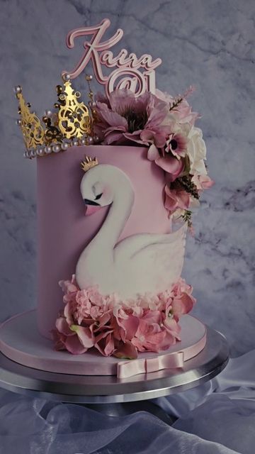 Swan First Birthday Cake, Swan Cake, Swan Baby Shower, Queen Cakes, One Year Birthday, Beautiful Swan, Cake Makers, Pretty Birthday Cakes, Painted Cakes