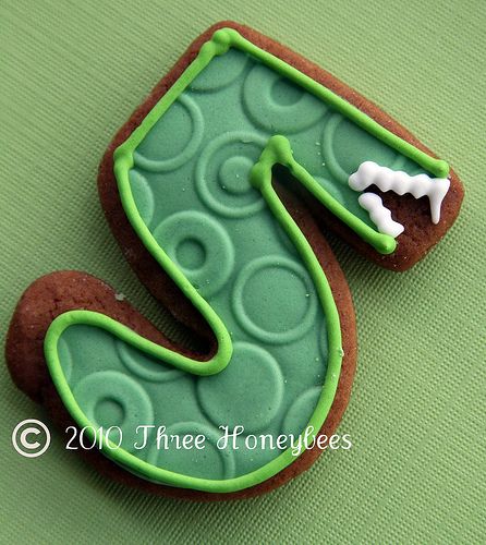 Dinosaur 5 Monogram Cookies, Cookie Ideas, Icing Cookies, Number 5, Dinosaur Birthday, Sugar Cookies Decorated, 5th Birthday, Dinosaurs, Sugar Cookies