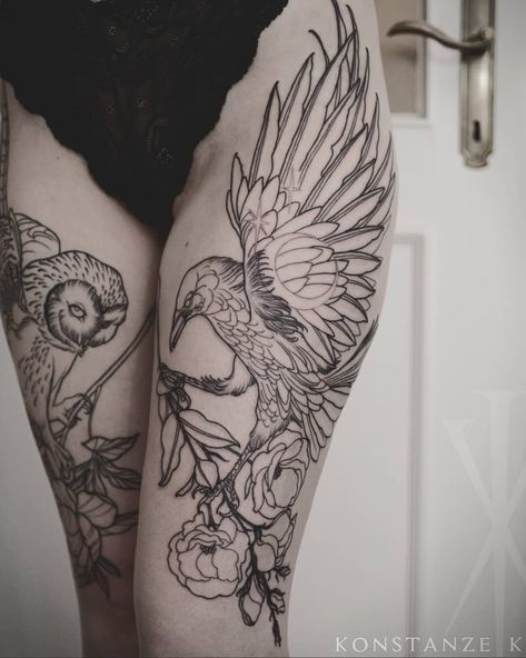 Crow Tattoo Leg, Illustration Style Tattoo, Crow Leg Tattoo, Big Thigh Tattoos, Big Thigh Tattoos For Women, Crow Tattoos For Women, Bae Tattoo, Thigh Tats, Miscellaneous Tattoos