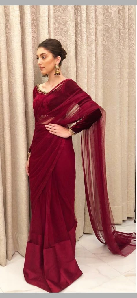 Full Sleeves Blouse Designs Saree, Saree Full Sleeve, Maroon Net Saree, Saree Farewell, Net Designer Saree, Net Saree Blouse, Full Sleeves Blouse Designs, Saree Jacket Designs, Wedding Fits