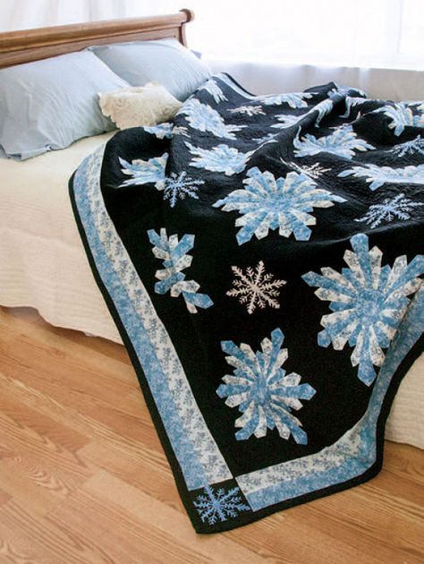 Winter Quilts Patterns, Winter King, Dresden Plate Quilts, Snowflake Quilt, Dresden Quilt, Appliqué Quilts, White Quilts, Quilt Pattern Download, Holiday Quilts