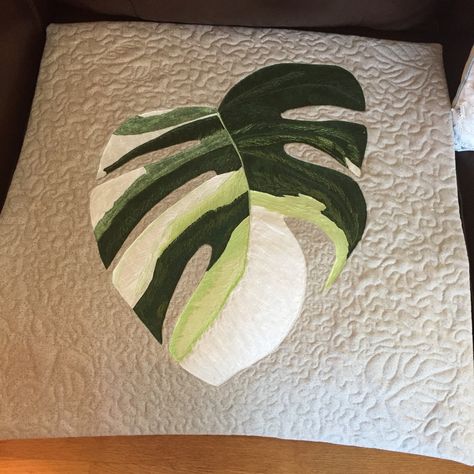 Monstera Embroidery Pattern, Embroidery Monstera Leaf, Monstera Leaf Quilt, Monstera Variegata, Monstera Blanket, Monstera Pillow, Quilted Pillows, Pattern Leaf, Quilted Pillow