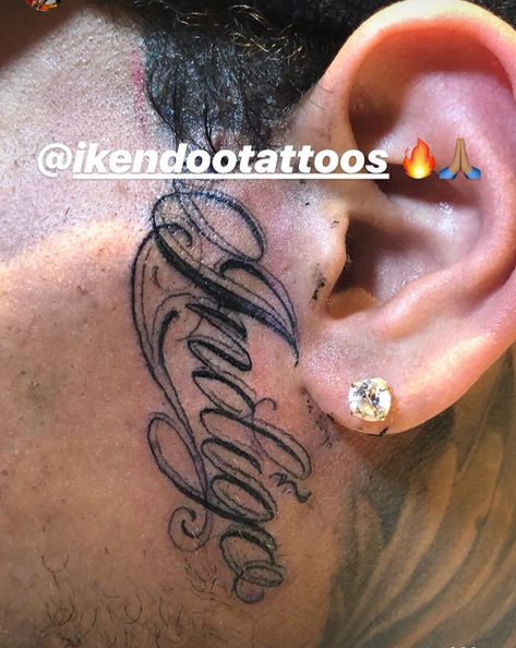 Nj is were he got this tattoo from Chris Brown Indigo Tattoo, Sideburn Tattoo, Bff Tats, Chest Tattoo Stencils, Brown Tattoo, Chris Brown Photoshoot, Chris Brown And Royalty, Breezy Chris Brown, Forarm Tattoos