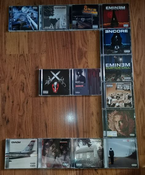 "Mom's spaghetti" Eminem Cd, Eminem Albums, Eminem Slim Shady, Cd Collection, Marshall Mathers, Curtain Call, Rap Aesthetic, Slim Shady, Venom