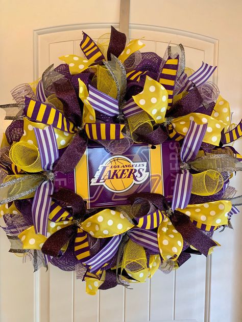 Dallas Cowboys Wreath, Purple Basketball, Cowboys Wreath, Crafty Mom, Material Wreaths, Money Makers, Wreaths And Garlands, Crafty Moms, Yellow Ribbon