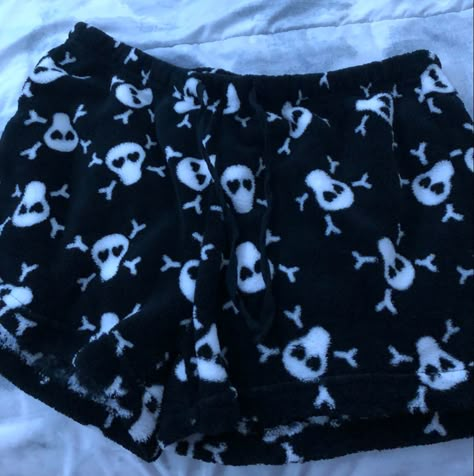 Aesthetic Pajama Shorts, Fluffy Pajama Shorts, Emo Pajamas Aesthetic, Alt Pjs, Emo Pajamas, Aesthetic Pj Outfits, Emo Pjs, Grunge Pajamas, Goth Pjs