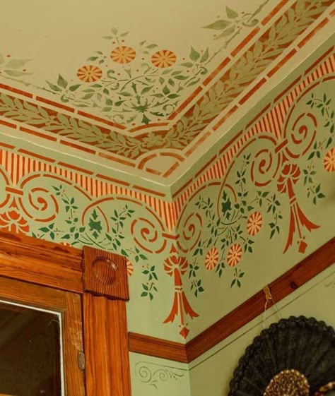 Wallpaper Ceiling Ideas, Stenciled Walls, Victorian Ceiling, Victorian Rooms, Ceiling Painting, Victorian Parlor, Victorian Interiors, Victorian Wallpaper, Wallpaper Ceiling