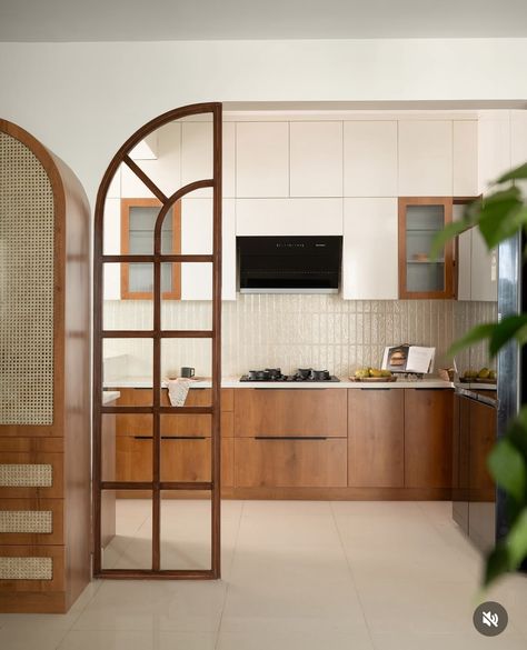 Arched Wall Kitchen, Arch Partition Design, Hall To Dining Arch Design, Arch Partition, Kitchen Partition Design, Open Kitchen Partition Ideas, Kitchen Partition Ideas, Modern Partition, Japandi House