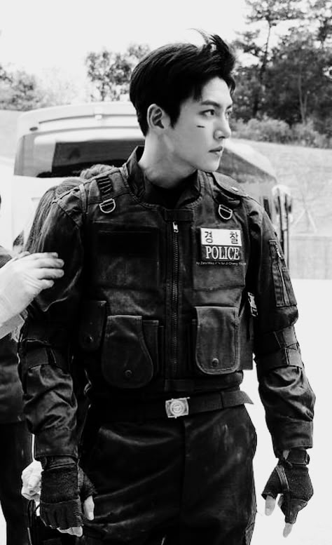 Hi Chang Wook K2, Jichangwook K2, Ji Chang Wook K2, K2 Ji Chang Wook, The K2 Korean Drama, Ji Chang Wook Healer, Ji Chang Wook Photoshoot, Ji Chang Wook Smile, Korean Military