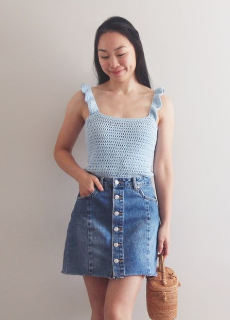 15 Free easy crochet tank top patterns for summer- 2021 - clear crochet Tank Top Crochet Pattern, Tank Top Crochet, Top Crochet Pattern, Crochet Tank Tops, Tank Top Pattern, Crochet Crop Top Pattern, Crochet Ruffle, Crochet Tops Free Patterns, Ruffle Tank Top