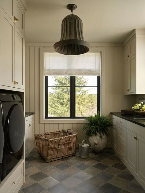 Contemporary + old world rustic in a designer’s Ontario home Modern Vintage Laundry Room, Cottage Laundry Room Ideas, Vintage Laundry Room Ideas, Vintage Laundry Rooms, Cottage Laundry, Retro Laundry Room, Cottage Laundry Room, Utility Area, Holiday Living Room