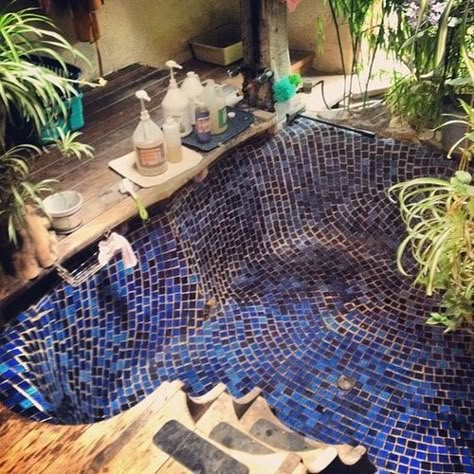 tiled, below-level bath Dream Tub, Sitting Pool, Beautiful Tile Bathroom, Bohemian Homes, Earthship Home, Mini Pool, Dream Bath, Bohemian House, Cob House