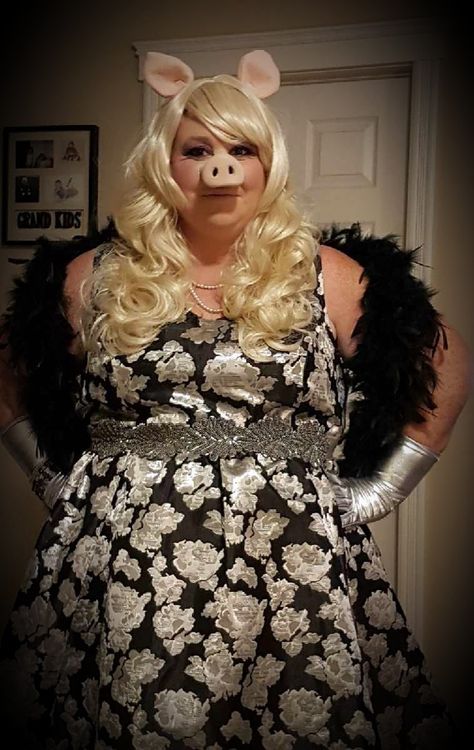 Miss Piggy Costume, Dr Costume, Halloween Costume Suit, Plus Size Costume, Plus Size Halloween Costume, Cute Piggies, Miss Piggy, Frog Prince, Halloween Costume Outfits