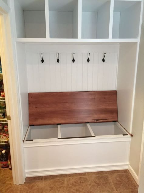 Backpack Station, Vstupná Hala, Mudroom Closet, Front Closet, Mudroom Makeover, Entry Closet, Entryway Closet, Lobster Design, Finish Carpentry