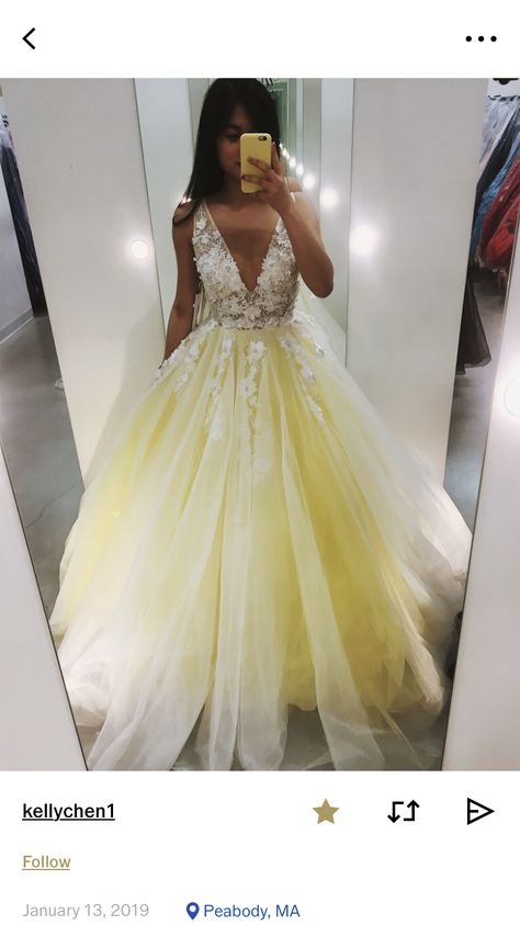 Light Yellow Sweet 16 Dresses, Yellow Flower Prom Dress, Pastel Yellow Prom Dress Ball Gowns, Yellow Gown For Debut, Light Yellow Prom Dress, Elegant Yellow Gown For Debutante Ball, Yellow Pageant Dresses, Weading Dress, Lace Long Prom Dress