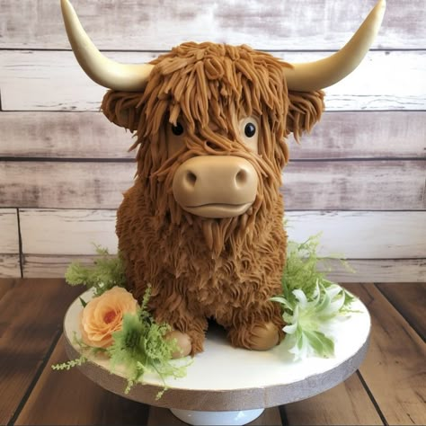 Fluffy Cow Cake, Big Desserts, Mini Cakes Aesthetic, Highland Cow Cake, Cows Highland, Country Cakes, Cow Birthday Cake, Cakes Aesthetic, Aesthetic Cow