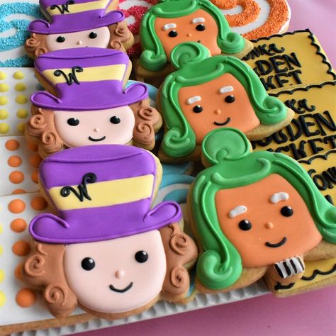 Wonka Food Ideas, Willie Wonka Cake, Willy Winks Birthday Party, Willy Wonka Desserts, Willy Wonka Themed Food, Willy Wonka Cake Ideas, Willy Wonka Party Favors, Willy Wonka Birthday Party Ideas, Wonka Birthday Cake