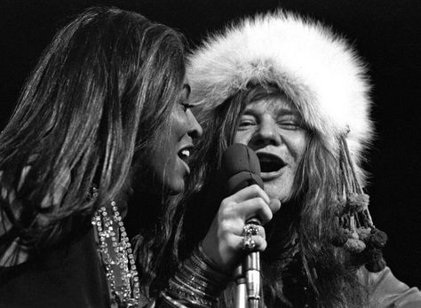 Tina Turner and Janis Joplin great music Janis Joplin Style, Harry Benson, Greta Garbo, Rock N’roll, Tina Turner, Square Garden, Mötley Crüe, Janis Joplin, Madison Square Garden