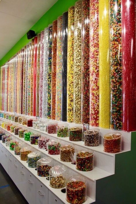 Candy Storage Ideas, Candy Store Design, Candy Store Display, Munchies Snacks, Vegan Cashew Cheese, Candy Room, Candy Stand, Bakery Design Interior, Mini Bowling