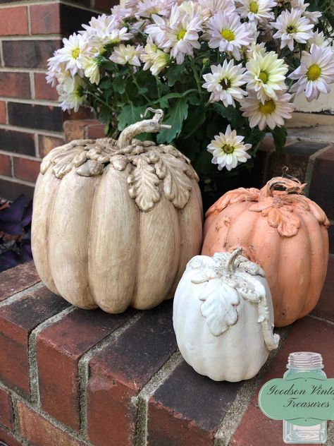 Goodson Vintage Treasures: Pumpkins with IOD Moulds Pumpkins With Iod Molds, Iod Pumpkin Stamp Ideas, Iod Fall Projects, Iod Pumpkins, Iod Moulds Ideas, Iod Molds Projects, Iod Mold Christmas Tree, Iron Orchid Designs Moulds, Iod Fall 2023 Release