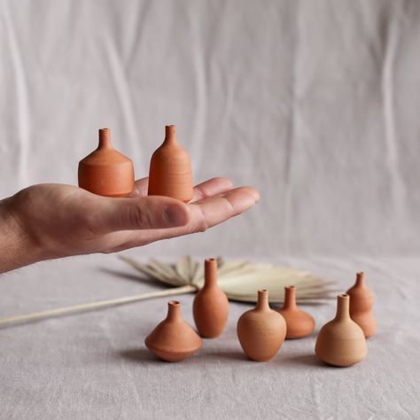 Small Pottery, Terracotta Pottery, Small Ceramic Vase, Mini Clay Vase Diy, Tiny Vase, Mini Clay Vase, Pottery Barn Dollhouse, Tiny Bowls Pottery, Tiny Ceramic Vases