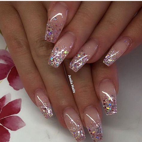 Unghie Sfumate, Glitter Nails Acrylic, Pink Ombre Nails, Ombre Nails Glitter, Ombre Acrylic Nails, Nails Now, Ombre Nail Designs, Summer Acrylic Nails, Nail Designs Glitter