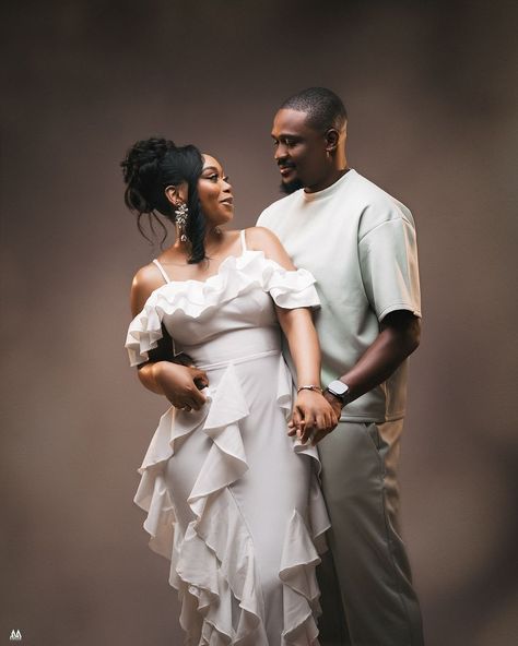 All Posts • Instagram Black Couple Photoshoot, Engagement Photo Shoot Outfits, Black Couple Outfits, Engagement Photo Shoot Poses, Engagement Shoot Outfit, Pre Wedding Photoshoot Outfit, Wedding Portrait Poses, Pre Wedding Shoot Ideas, Wedding Photoshoot Poses