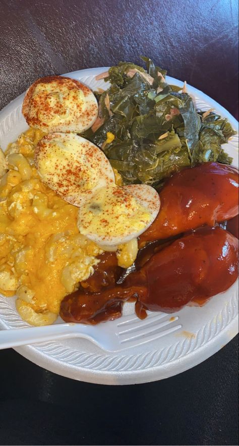 Dinner Ideas Soul Food, Soul Food Meals, Soul Food Dinner Party, Sunday Dinner Ideas Soul Food, Bbq Chicken Dinner, Food Esthetics, Sunday Dinner Ideas, Haitian Recipes, Boondocks Drawings