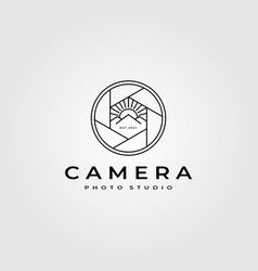 Best Photography Logo, Creative Photography Logo, Photography Branding Design, Photographers Logo Design, Camera Logos Design, Logo Nature, Design Studio Logo, Lens Photography, Mountain Design