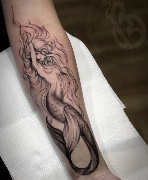 Mermaid Tattoo Ideas For Women, Mermaid Tattoo Ideas, Ray Tattoo, Shell Tattoos, Pretty Mermaids, Snake Tattoo Design, Mermaid Shell, Mythology Tattoos, Tattoo Ideas For Women